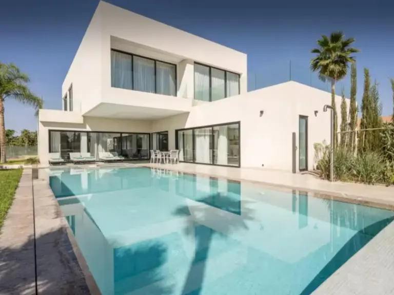 Villa blanche — main photograph