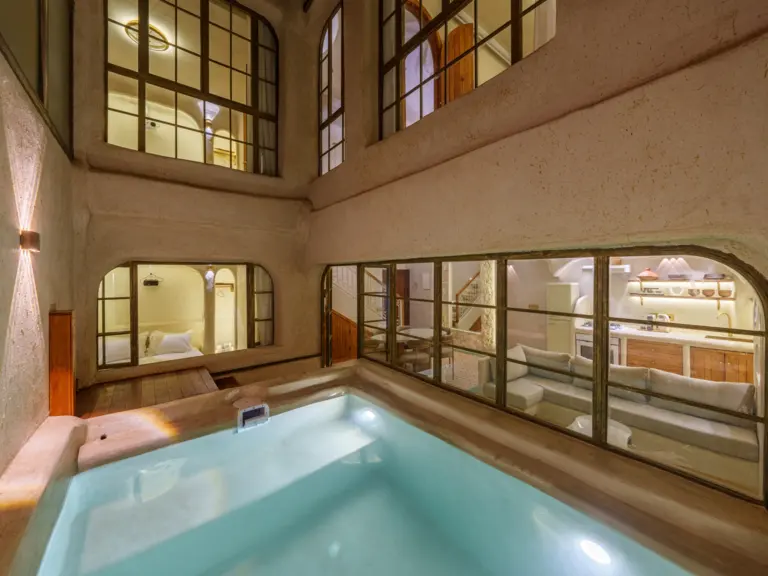Appartement centre Gueliz - Bassin interieur privé — photographie 2